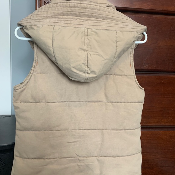 Hooded Vest- Khaki - Picture 3 of 6